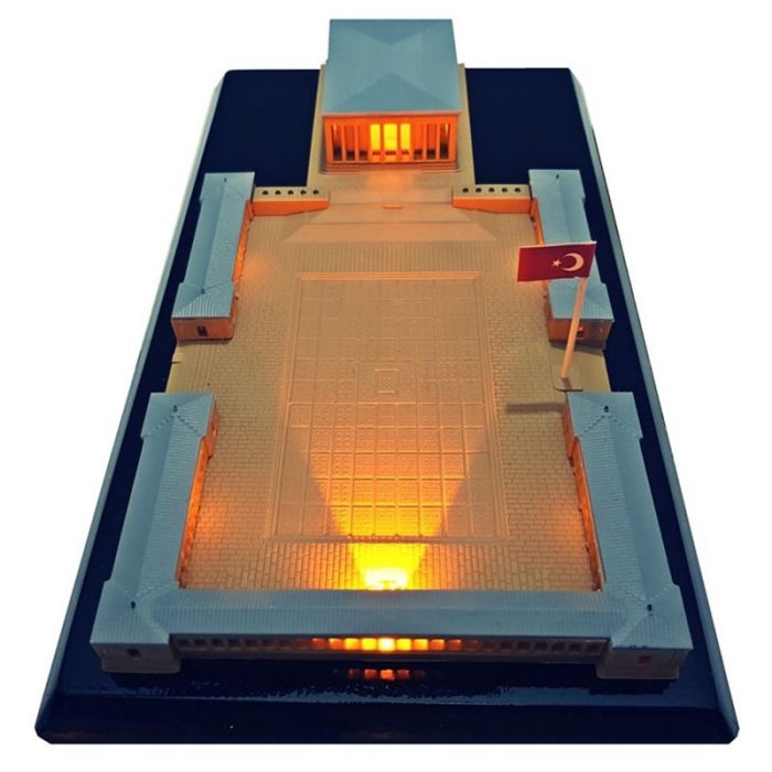 Anıtkabir Maketi Monte - LED Işıklı 29×17 cm - Görsel 4